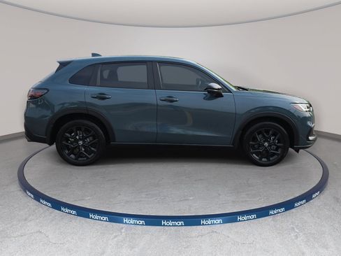 Used 2025 Honda HR-V Sport image 5