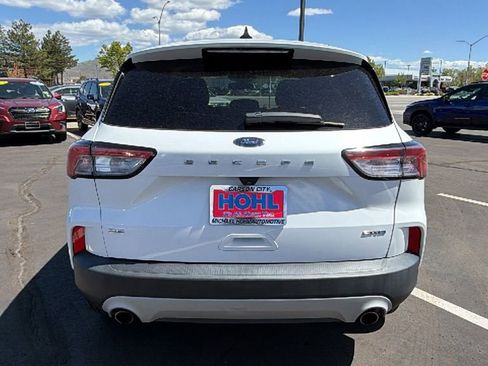 Used 2022 Ford Escape SE AWD/4WD image 4
