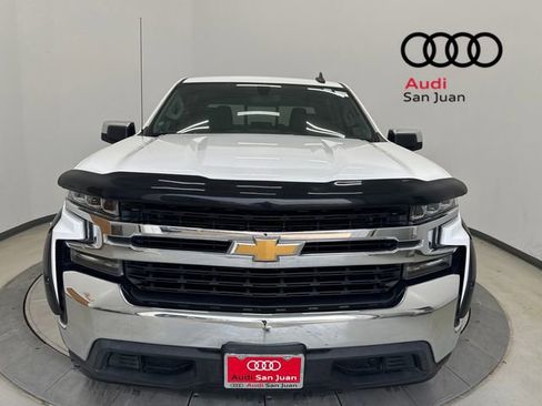 Used 2022 Chevrolet Silverado 1500 LT w/ Texas Edition Plus image 2
