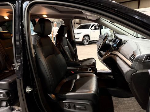 Used 2021 Honda Odyssey EX-L image 22