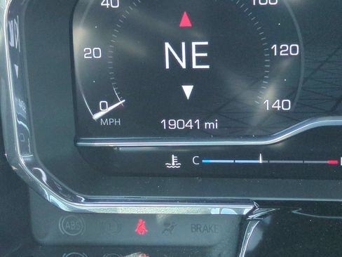 Used 2024 GMC Sierra 1500 Elevation w/ Preferred Package RWD image 12