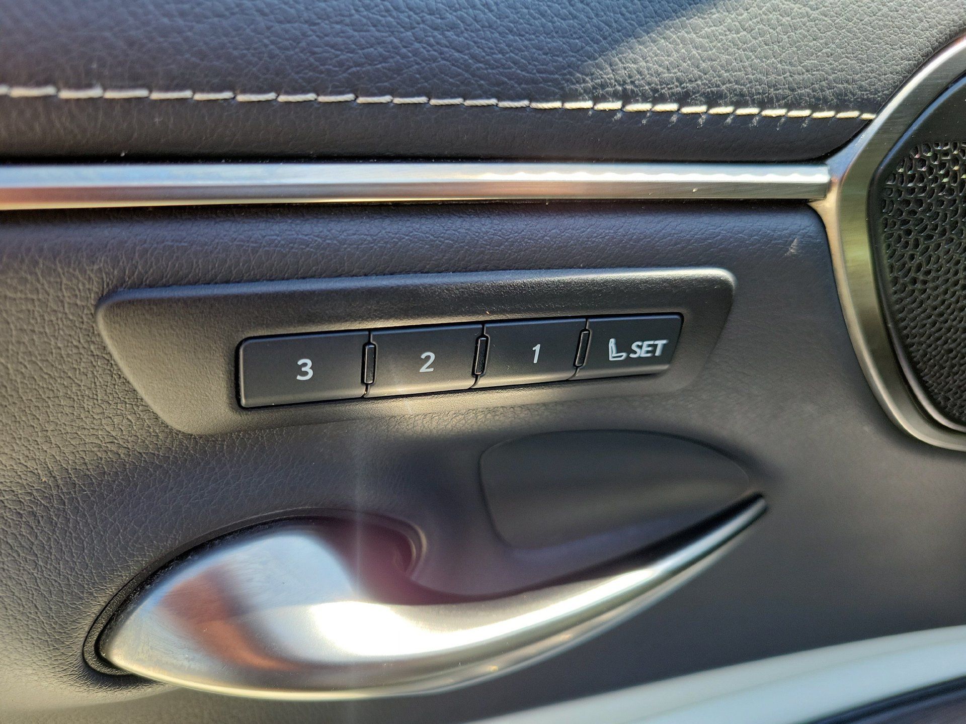 Used 2021 Lexus ES 350 F Sport w/ Special Edition FWD image 23
