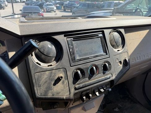 Used 2008 Ford F250 XL RWD image 16