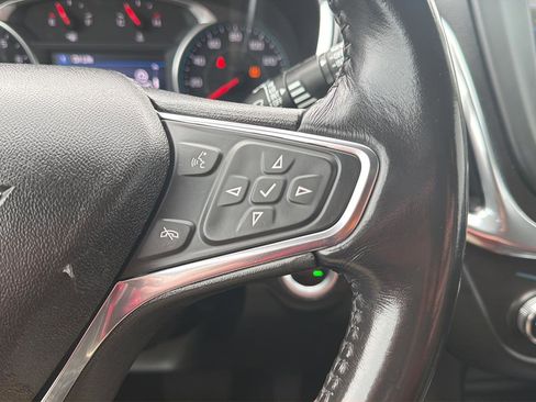 Used 2019 Chevrolet Equinox LT image 19