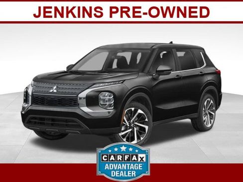 Used 2024 Mitsubishi Outlander ES FWD image 1