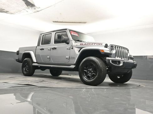 Used 2020 Jeep Gladiator Overland image 33