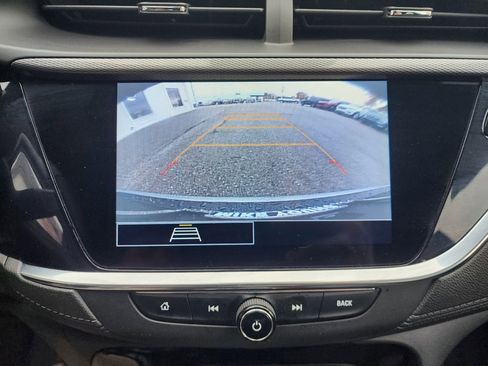 Used 2023 Buick Encore GX Preferred w/ Cold Weather Comfort Package image 32