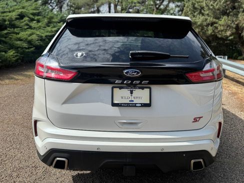 Used 2022 Ford Edge ST image 6