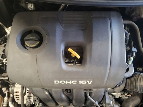 Used 2017 Kia Forte LX image 30