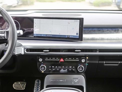 New 2026 Hyundai Ioniq 9 Calligraphy AWD/4WD image 16