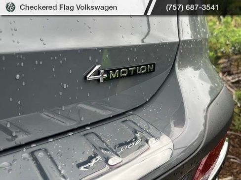 Used 2022 Volkswagen Taos SEL AWD/4WD image 13