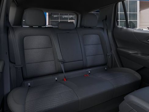 New 2026 Chevrolet Equinox LT w/ Safety and Technology Package FWD image 17