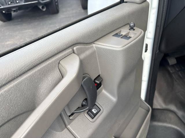 Used 2025 Chevrolet Express 2500 w/ Driver Convenience Package RWD image 18