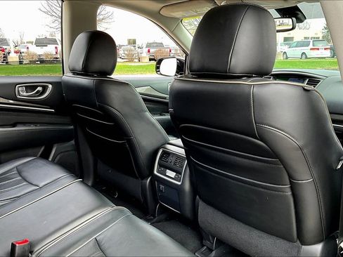 Certified 2017 INFINITI QX60 AWD w/ Premium Plus Package image 29