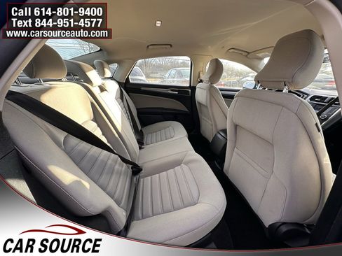 Used 2018 Ford Fusion S image 20