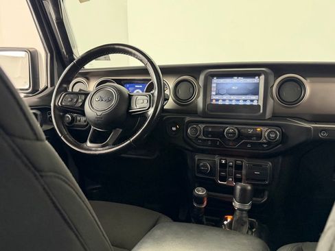 Used 2021 Jeep Wrangler Unlimited Sport AWD/4WD image 10