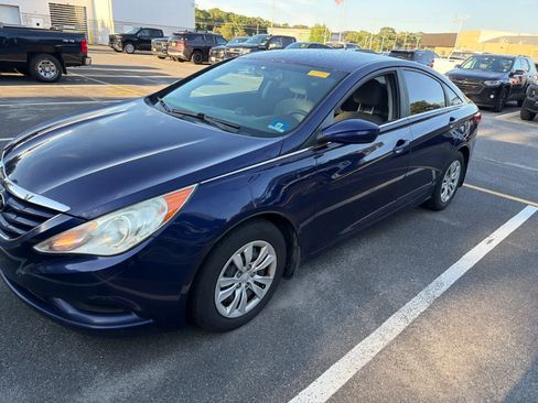 Used 2011 Hyundai Sonata GLS FWD image 6