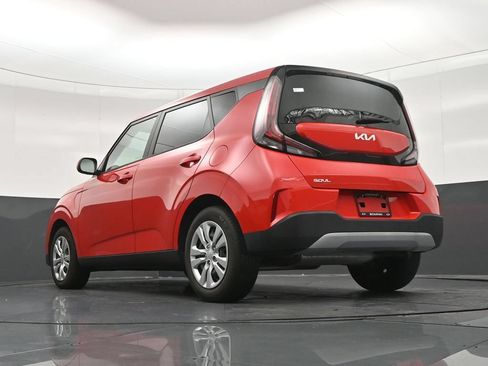 Used 2023 Kia Soul LX FWD image 25