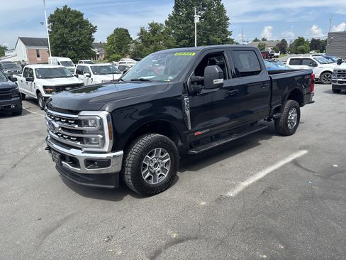 Used 2024 Ford F350 Lariat w/ Camper Package image 8