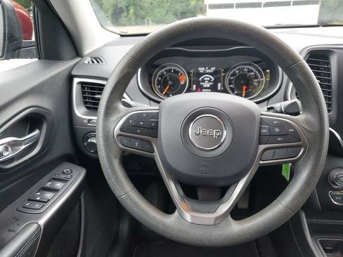 Used 2020 Jeep Cherokee Latitude FWD image 22