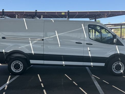Used 2019 Ford Transit 250 148 Low Roof RWD image 7