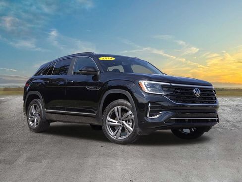 Used 2024 Volkswagen Atlas Cross Sport SEL R-Line AWD/4WD image 1