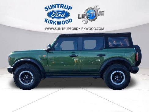 Used 2022 Ford Bronco Badlands w/ Sasquatch Package image 22