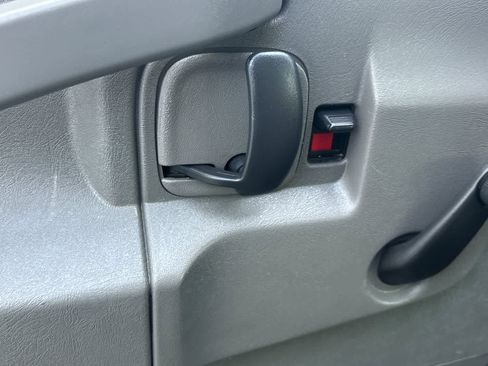 Used 2019 Chevrolet Express 3500 Van 139 w/ Driver Convenience Package image 13