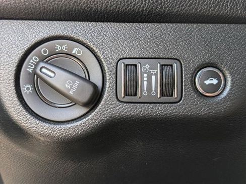 Used 2019 Dodge Challenger SXT w/ Plus Package RWD image 25