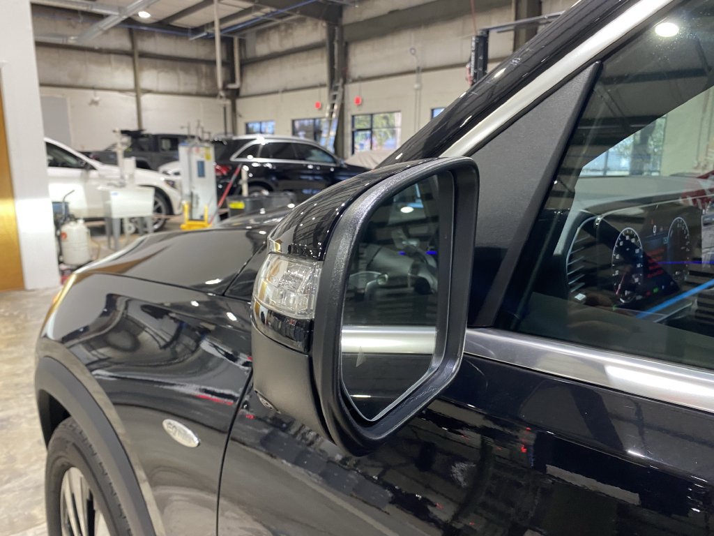 Certified 2025 Mercedes-Benz GLE 450e 4MATIC w/ Driver Assistance Package image 21