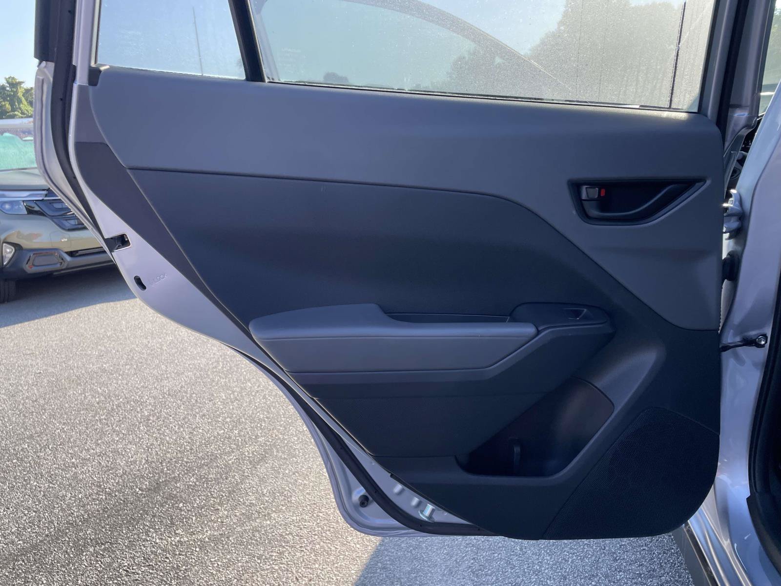 Certified 2025 Subaru Crosstrek 2.0i AWD/4WD image 2