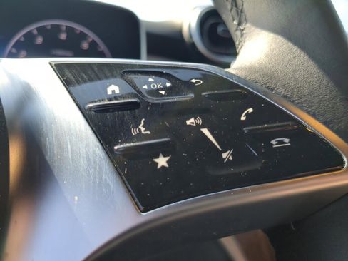 Certified 2025 Mercedes-Benz GLC 300 image 23