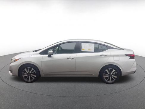 Used 2025 Nissan Versa SV FWD image 9