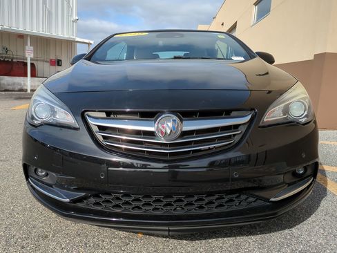 Used 2019 Buick Cascada Premium image 9