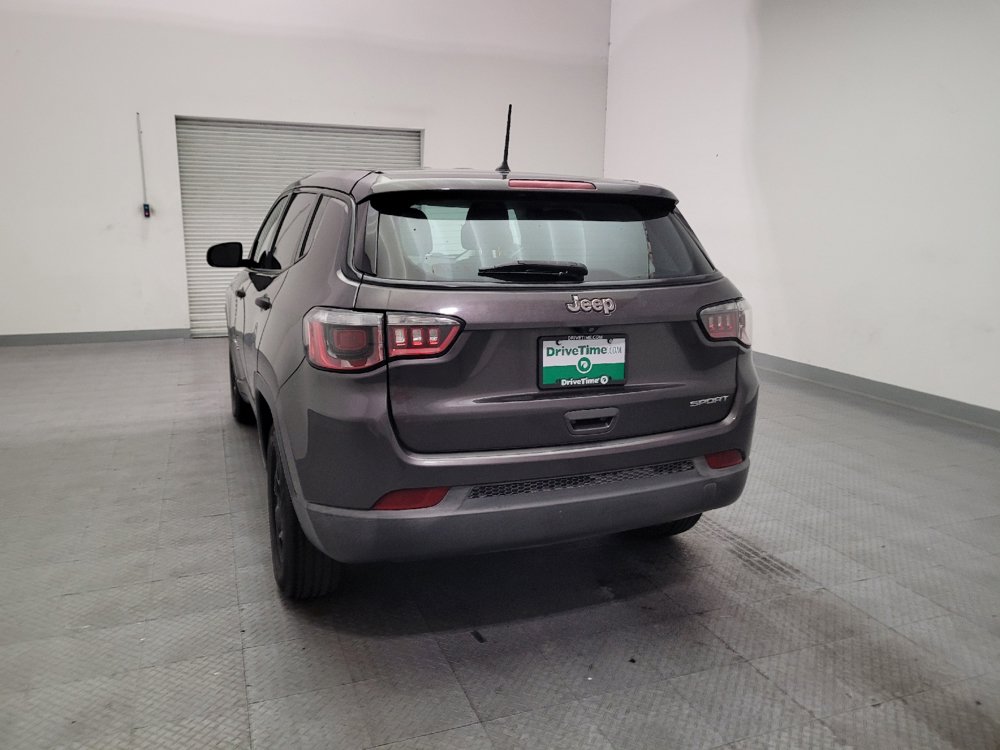 Used 2018 Jeep Compass Sport FWD image 6