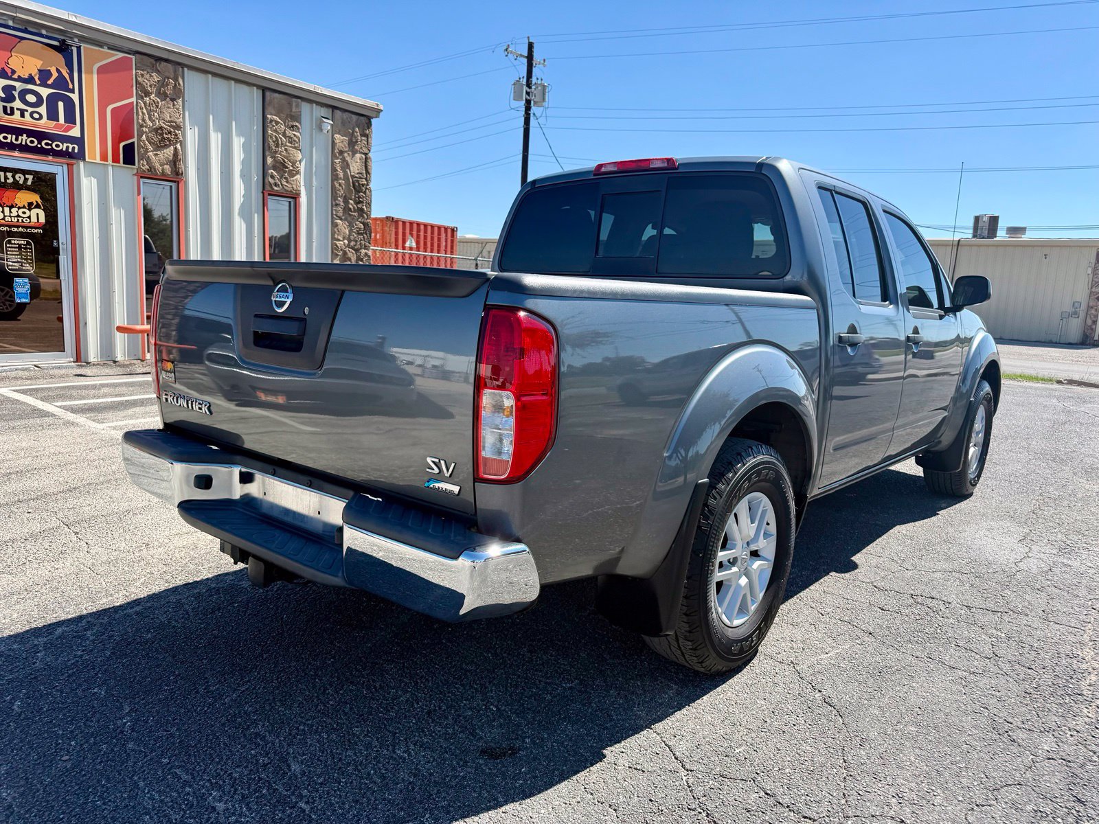 Used 2018 Nissan Frontier SV RWD image 3