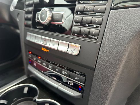 Used 2014 Mercedes-Benz E 350 4MATIC Coupe image 40