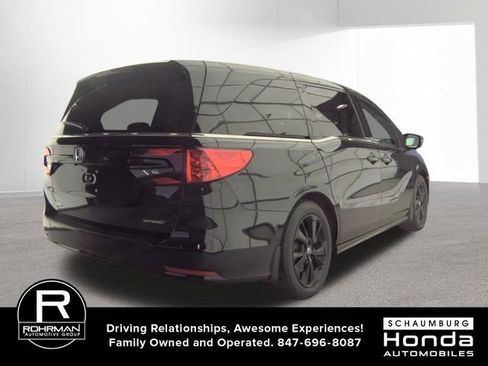 Used 2023 Honda Odyssey Sport image 2