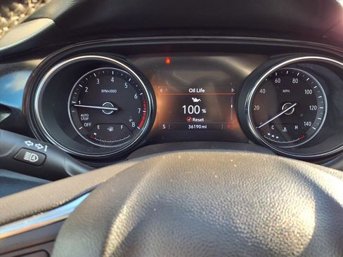 Used 2022 Buick Encore GX Select w/ Sport Touring Package image 14