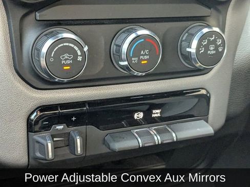 Used 2024 RAM 2500 Big Horn image 25