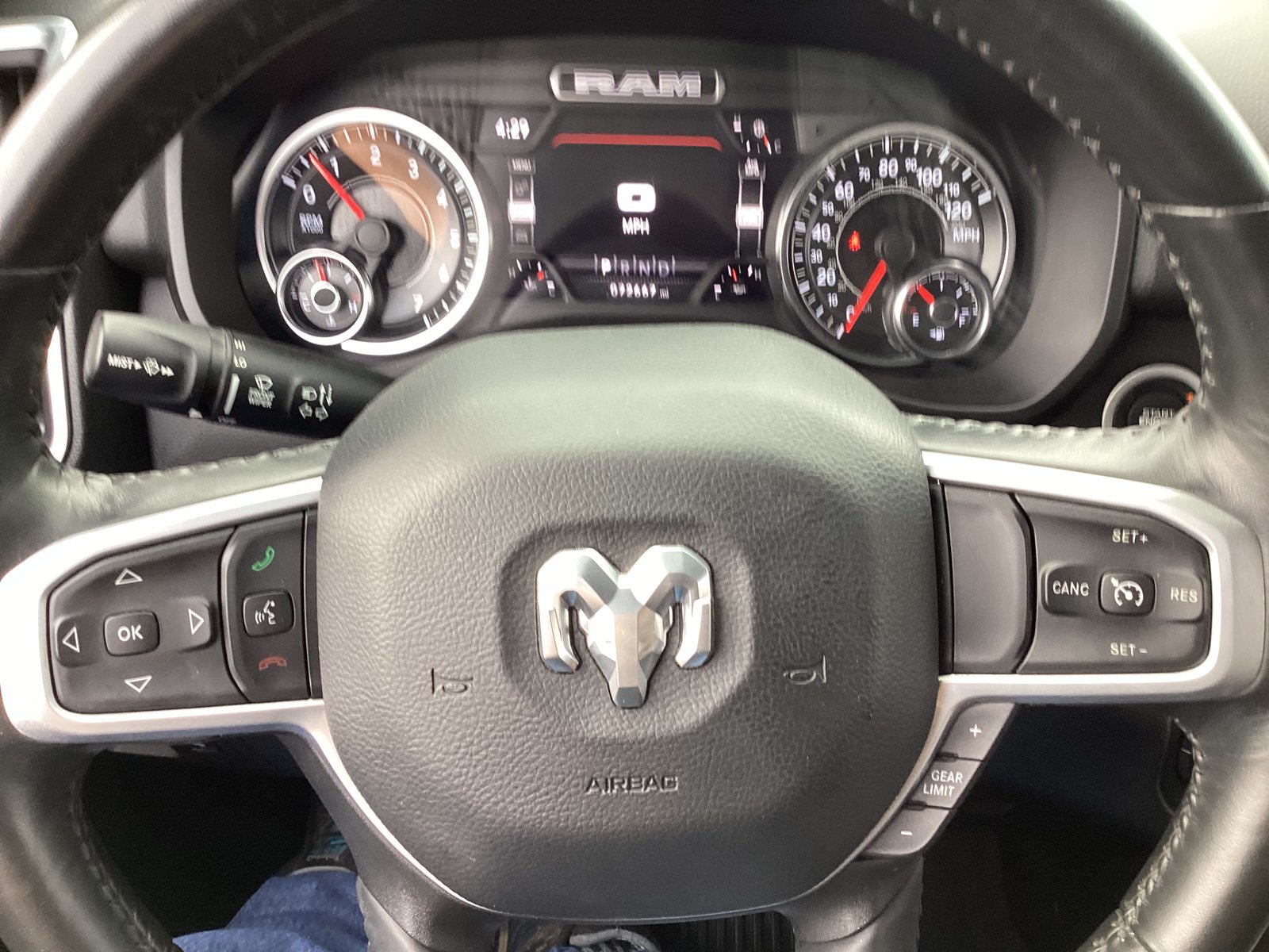 Used 2022 RAM 1500 Big Horn AWD/4WD image 17