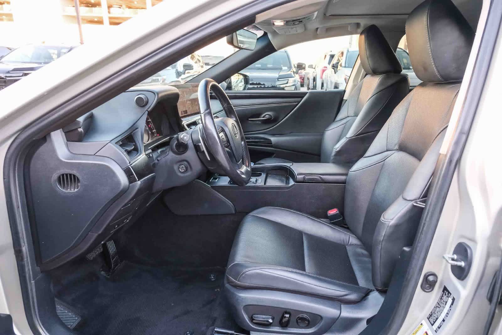 Used 2023 Lexus ES 300h w/ Premium Package FWD image 20