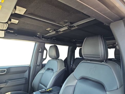 Used 2025 Ford Bronco Outer Banks AWD/4WD image 29