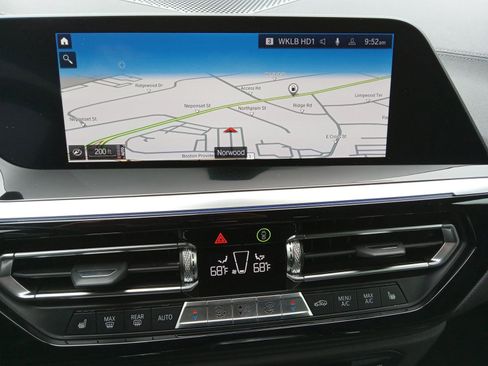 Used 2022 BMW Z4 M40i w/ Driving Assistance Package image 13