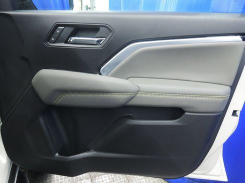 New 2026 Chevrolet Colorado ZR2 w/ Technology Package image 40