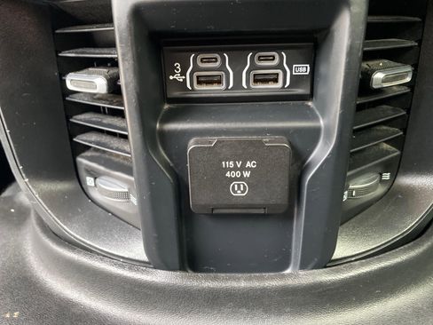 Used 2020 RAM 2500 Laramie image 26