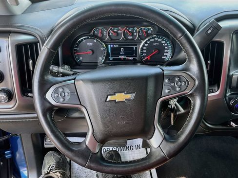 Used 2019 Chevrolet Silverado 2500 LT w/ LT Convenience Package AWD/4WD image 11