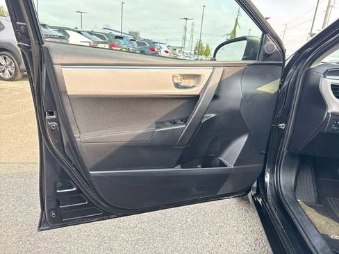 Used 2014 Toyota Corolla LE FWD image 13