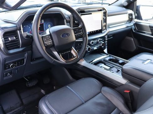 Used 2025 Ford F150 Platinum image 5