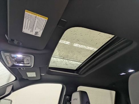 Used 2024 GMC Sierra 3500 AT4 w/ Technology Package image 21